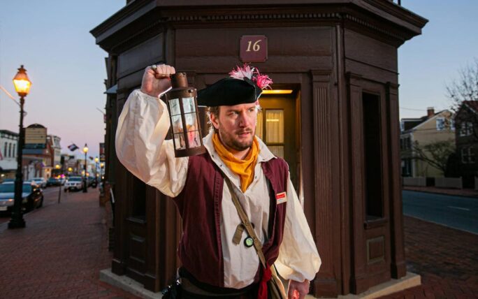 Ghost tour guide in Annapolis.